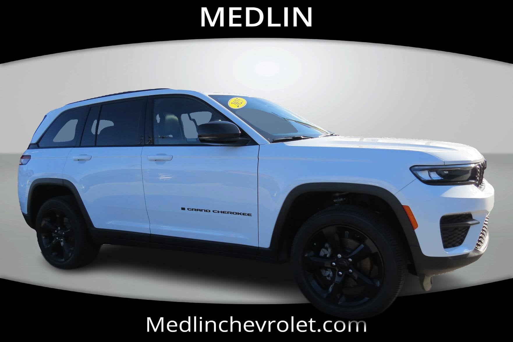 2025 Jeep Grand Cherokee Laredo