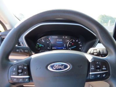 2022 Ford Escape SE Hybrid