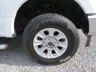 2022 Ford Super Duty F-350 SRW XL