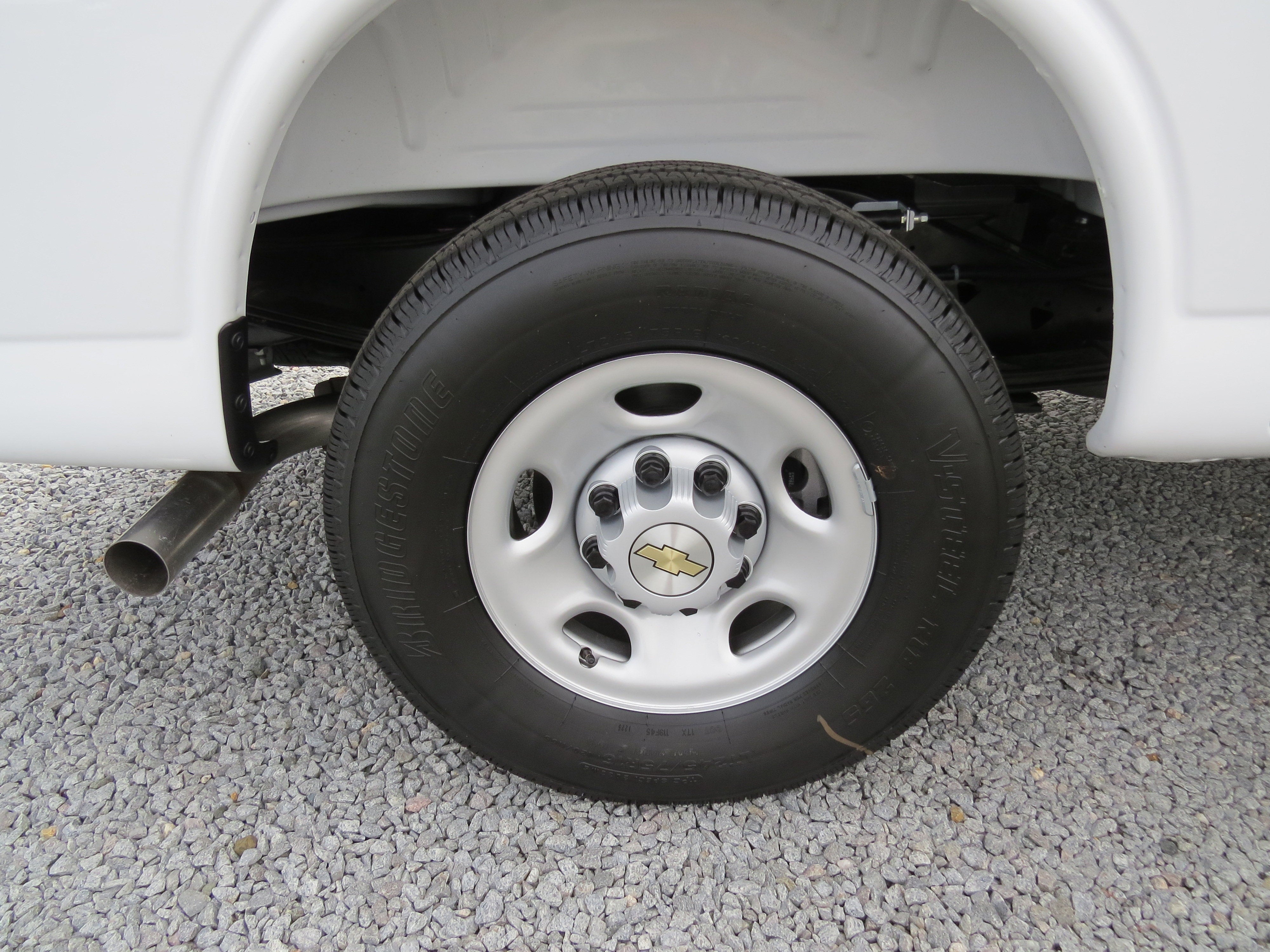 2025 Chevrolet Express Cargo 2500 WT