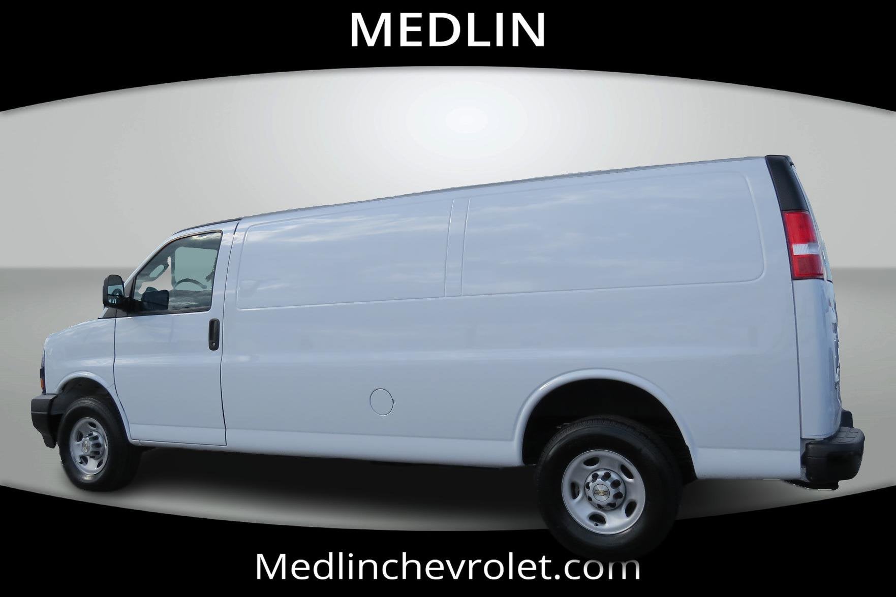 2024 Chevrolet Express Cargo 2500 WT