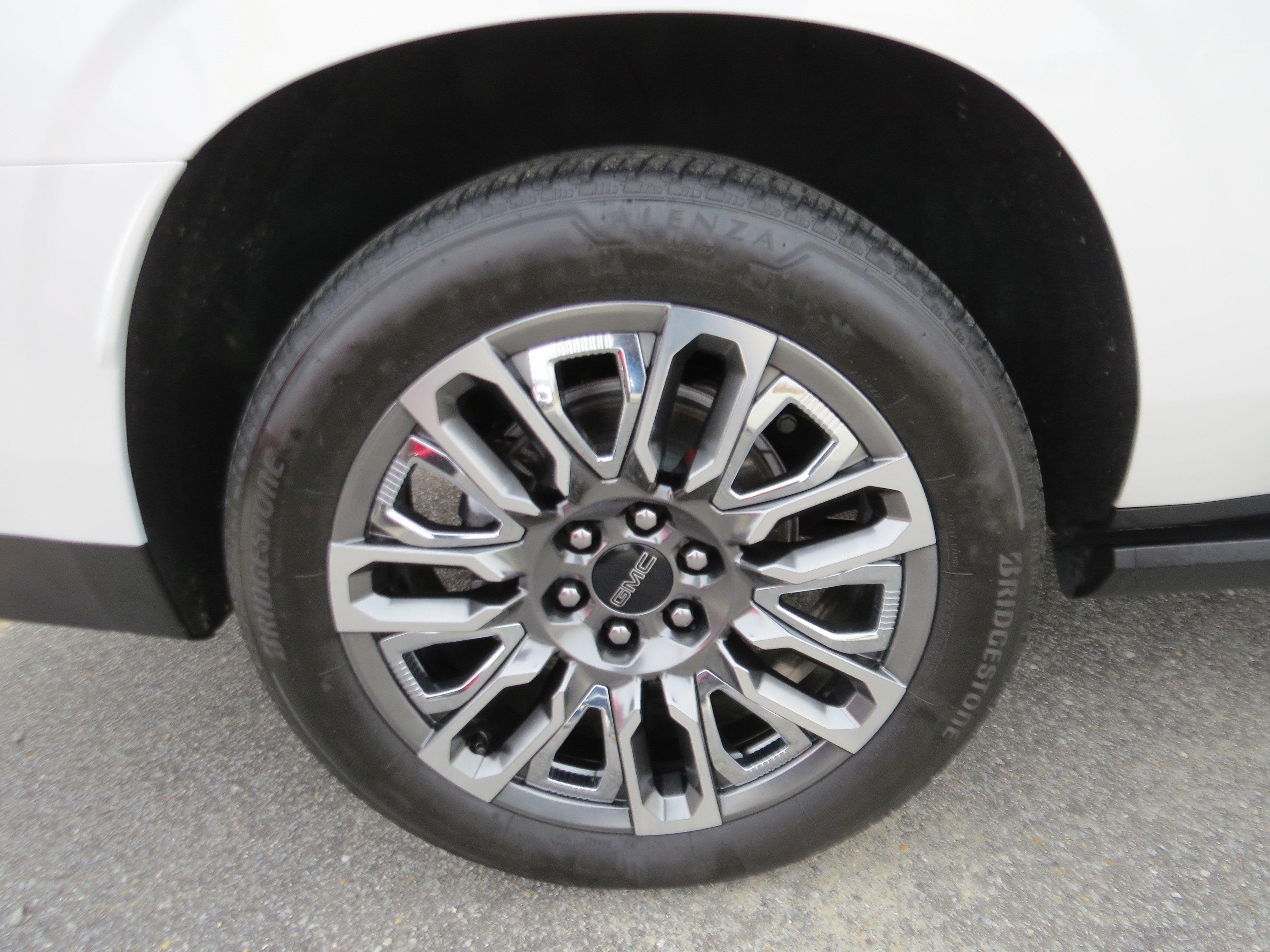 2024 GMC Yukon XL Denali Ultimate