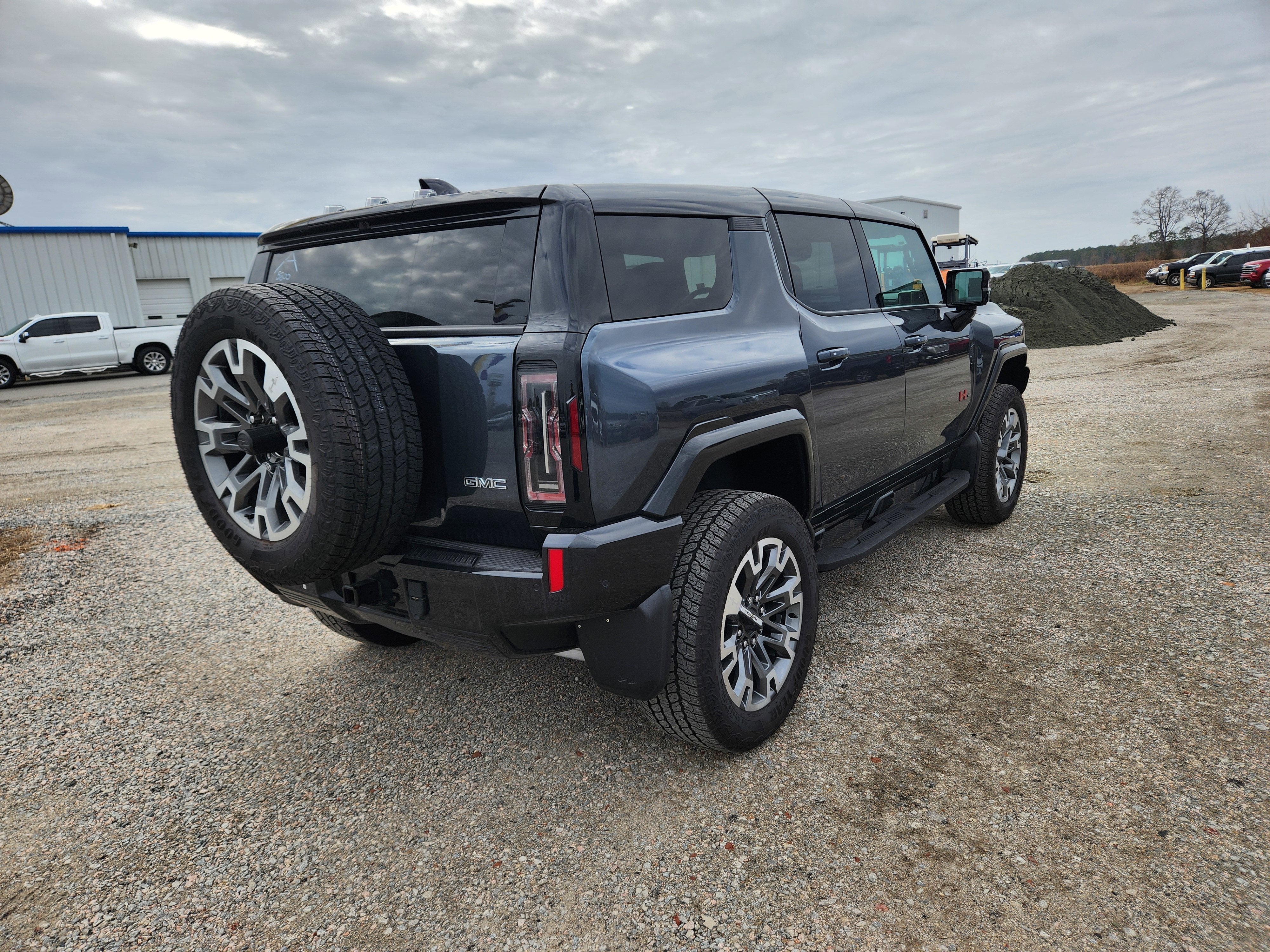 2025 GMC HUMMER EV SUV 3X
