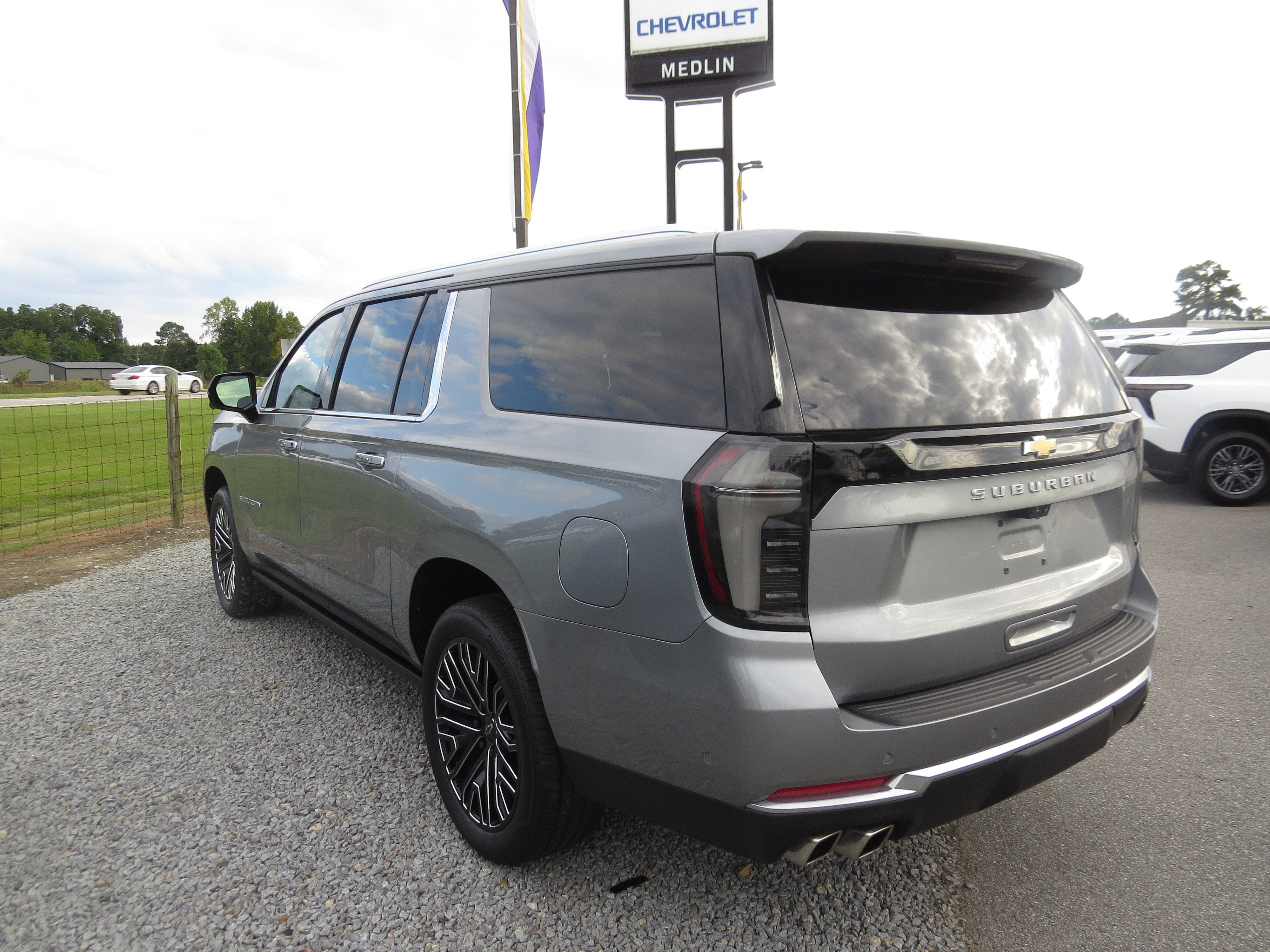 2025 Chevrolet Suburban High Country