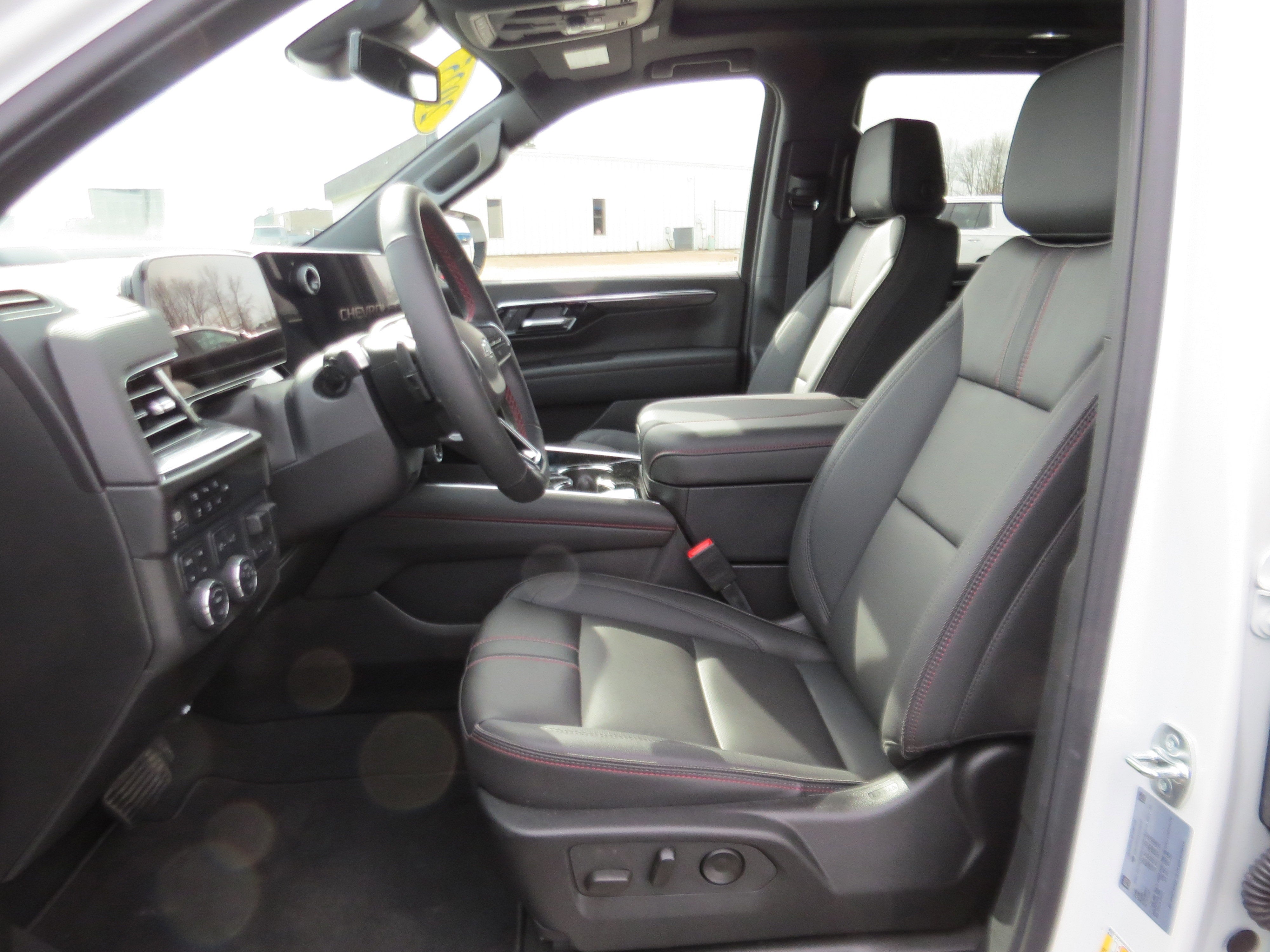 2025 Chevrolet Tahoe RST