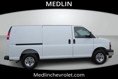 2025 GMC Savana Cargo 3500 Work Van