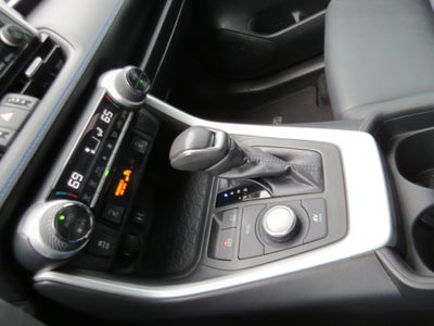 2019 Toyota RAV4 Hybrid XSE