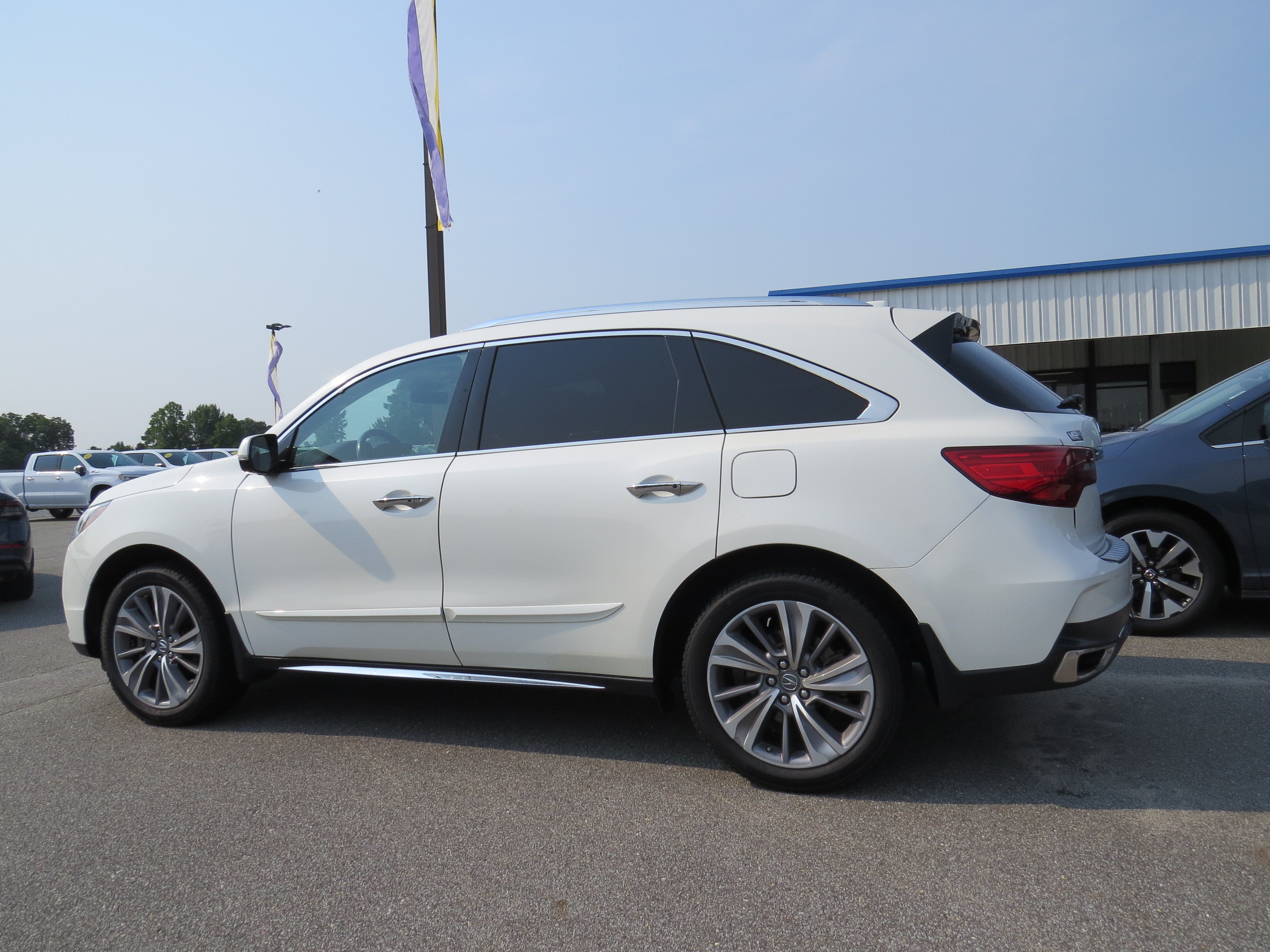 2017 Acura MDX w/Technology Pkg