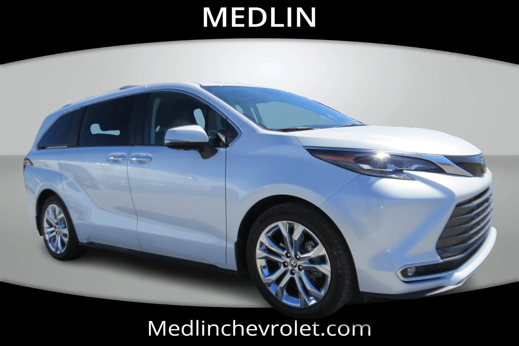 2024 Toyota Sienna Platinum