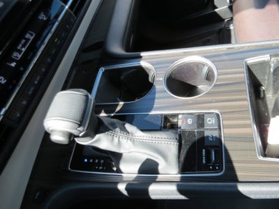 2024 Toyota Sienna Platinum