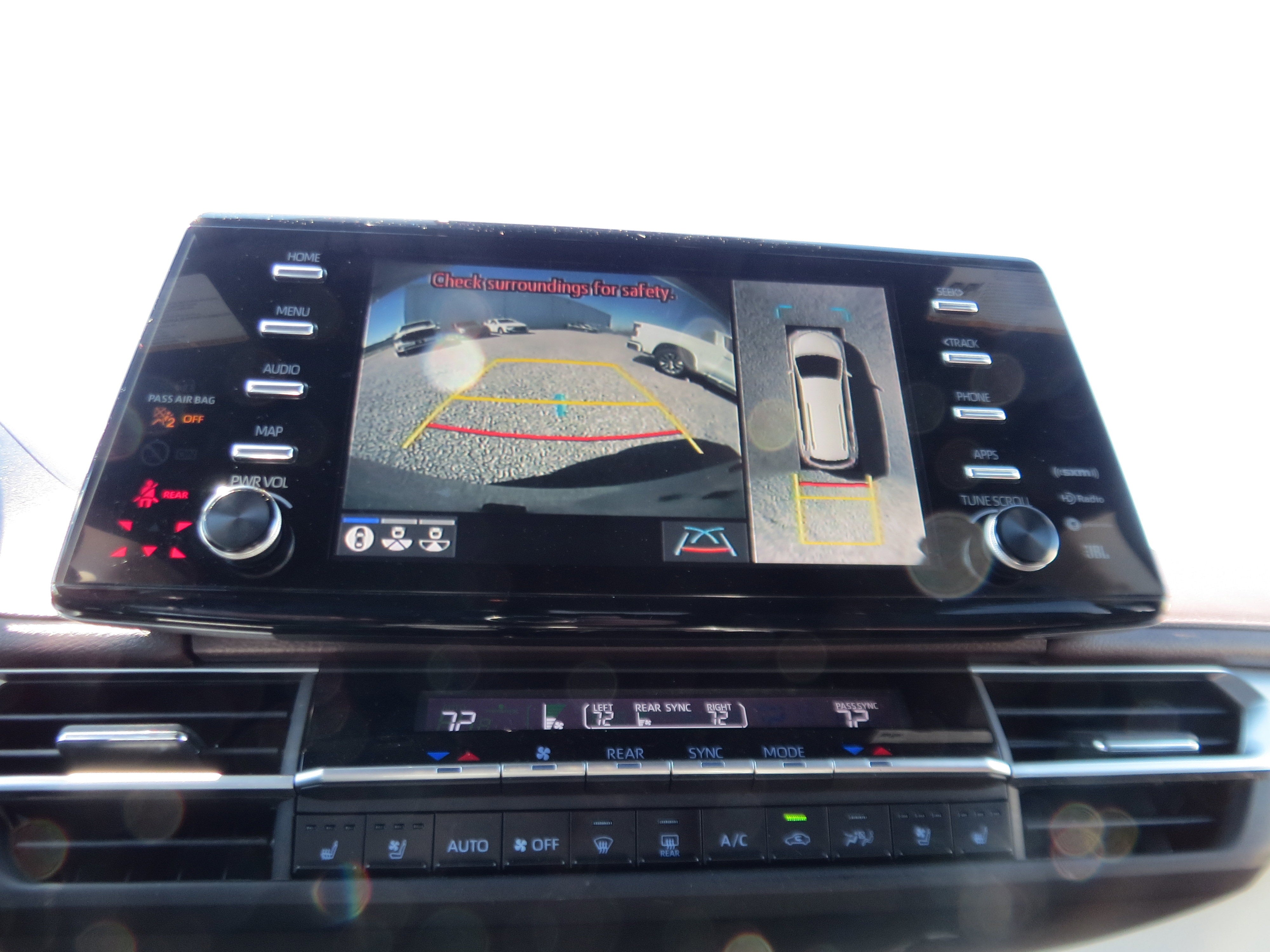 2024 Toyota Sienna Platinum