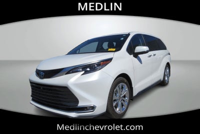 2024 Toyota Sienna Platinum