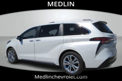 2024 Toyota Sienna Platinum