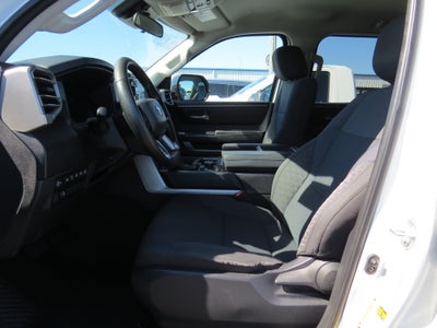 2023 Toyota Tundra 4WD SR5