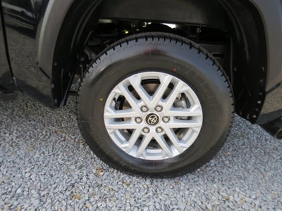 2024 Toyota Tundra 4WD SR5