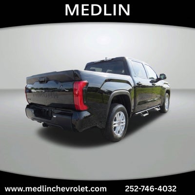 2024 Toyota Tundra 4WD SR5