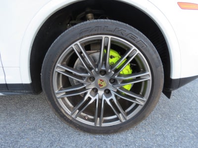 2017 Porsche Cayenne S E-Hybrid