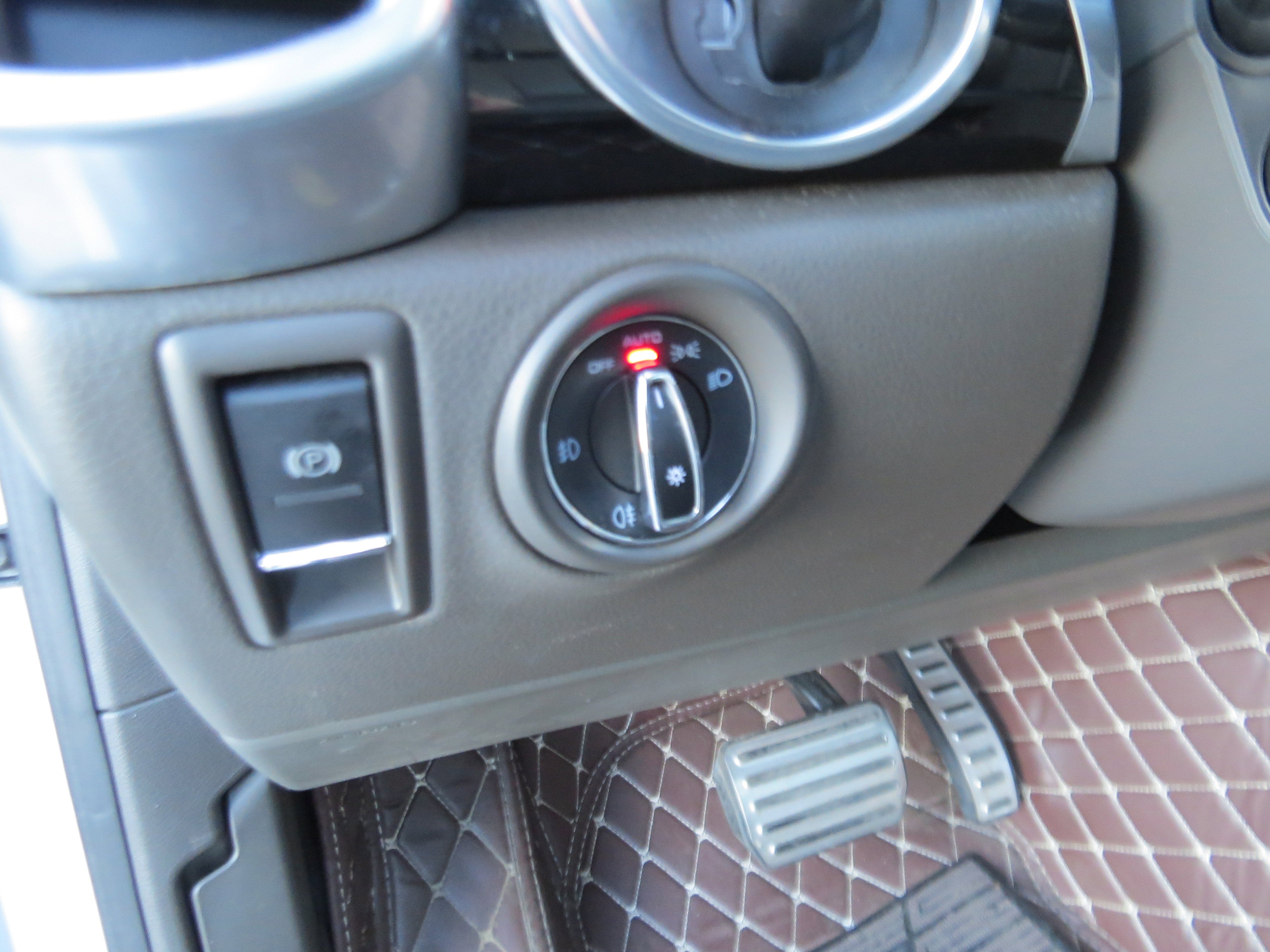 2017 Porsche Cayenne S E-Hybrid