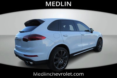 2017 Porsche Cayenne S E-Hybrid