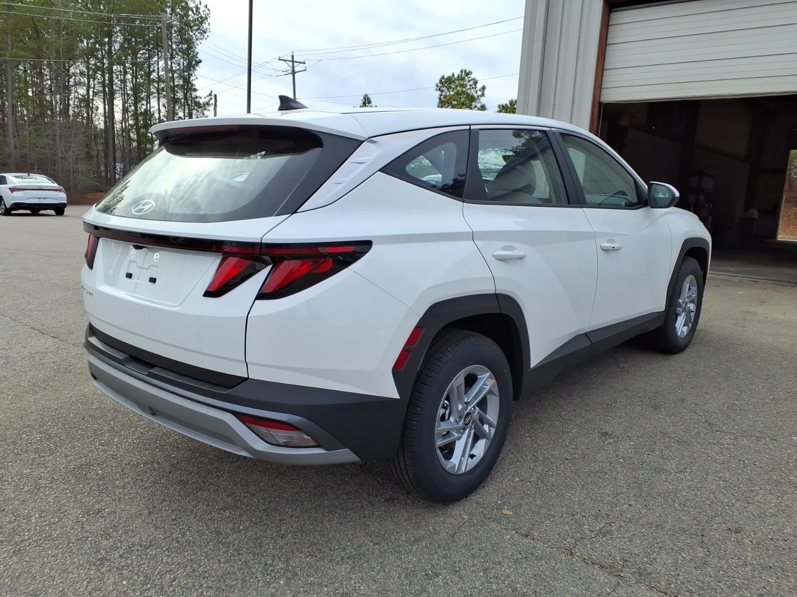 2026 Hyundai TUCSON SE