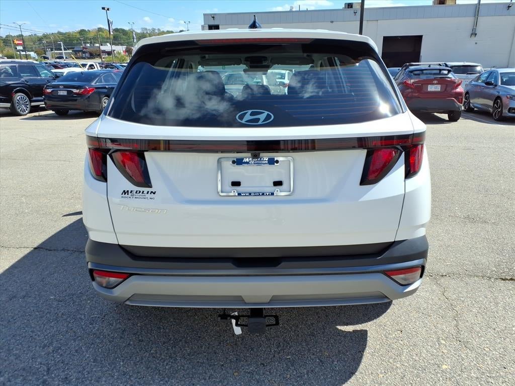 2026 Hyundai TUCSON SE