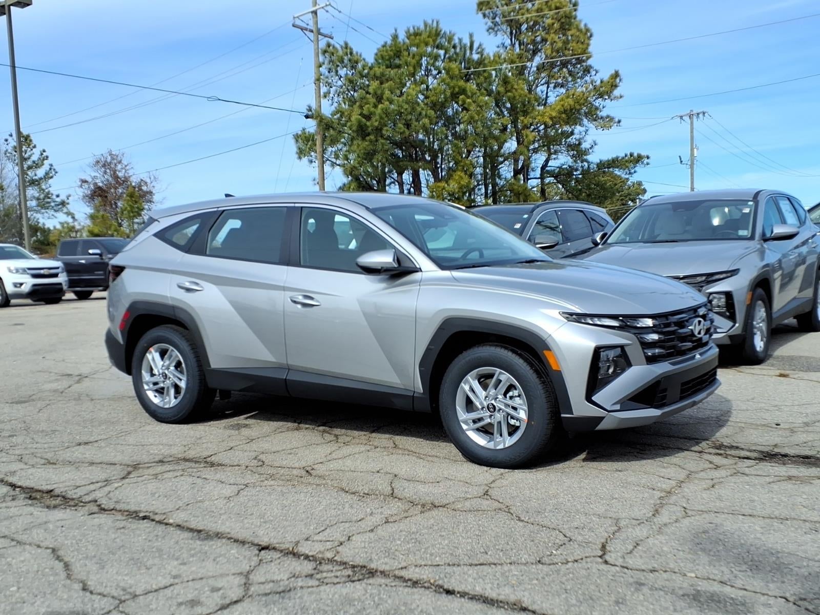2026 Hyundai TUCSON SE