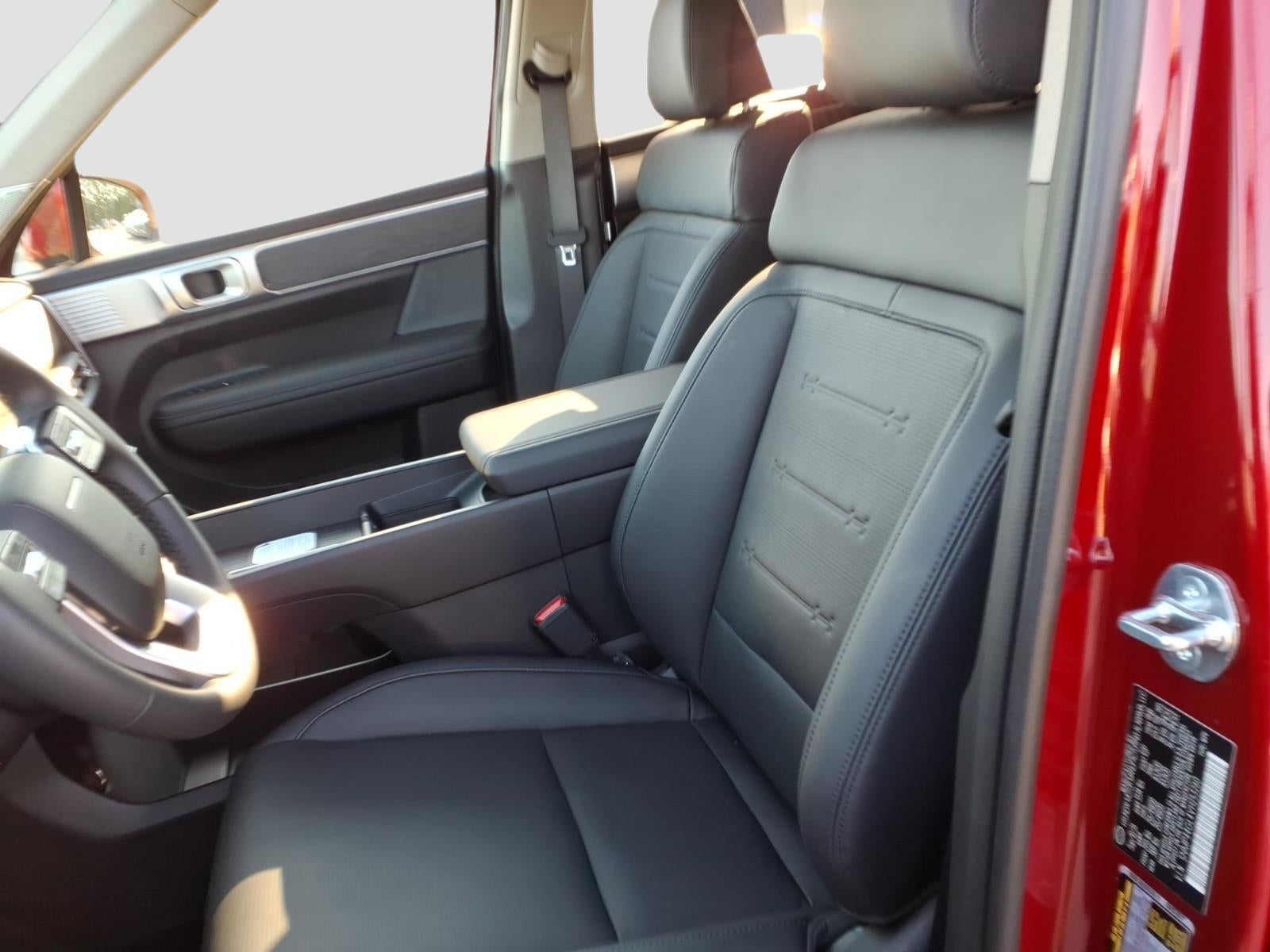 2027 Hyundai SANTA FE Limited 6P