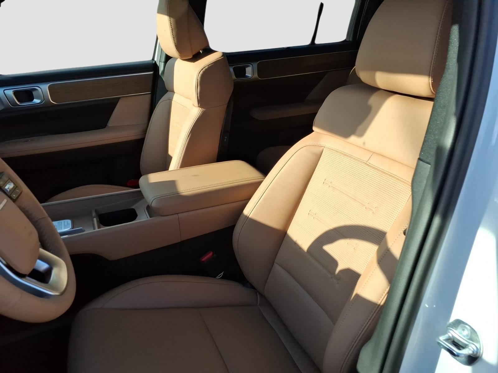 2027 Hyundai SANTA FE Limited 6P