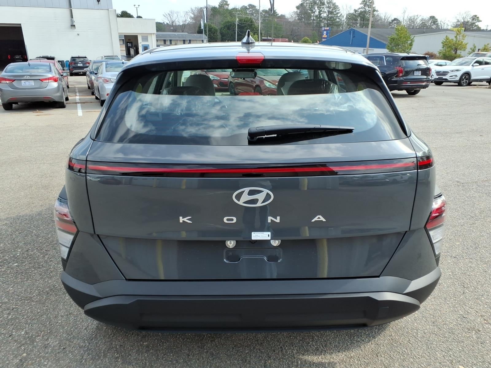 2026 Hyundai KONA SE