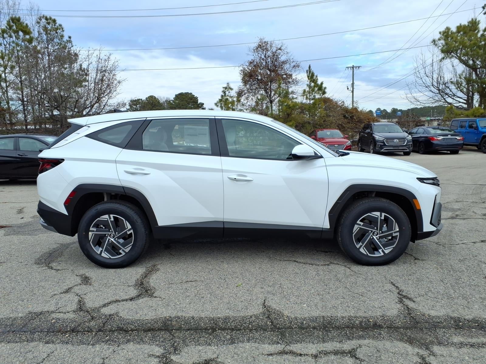 2026 Hyundai TUCSON HYBRID Blue SE