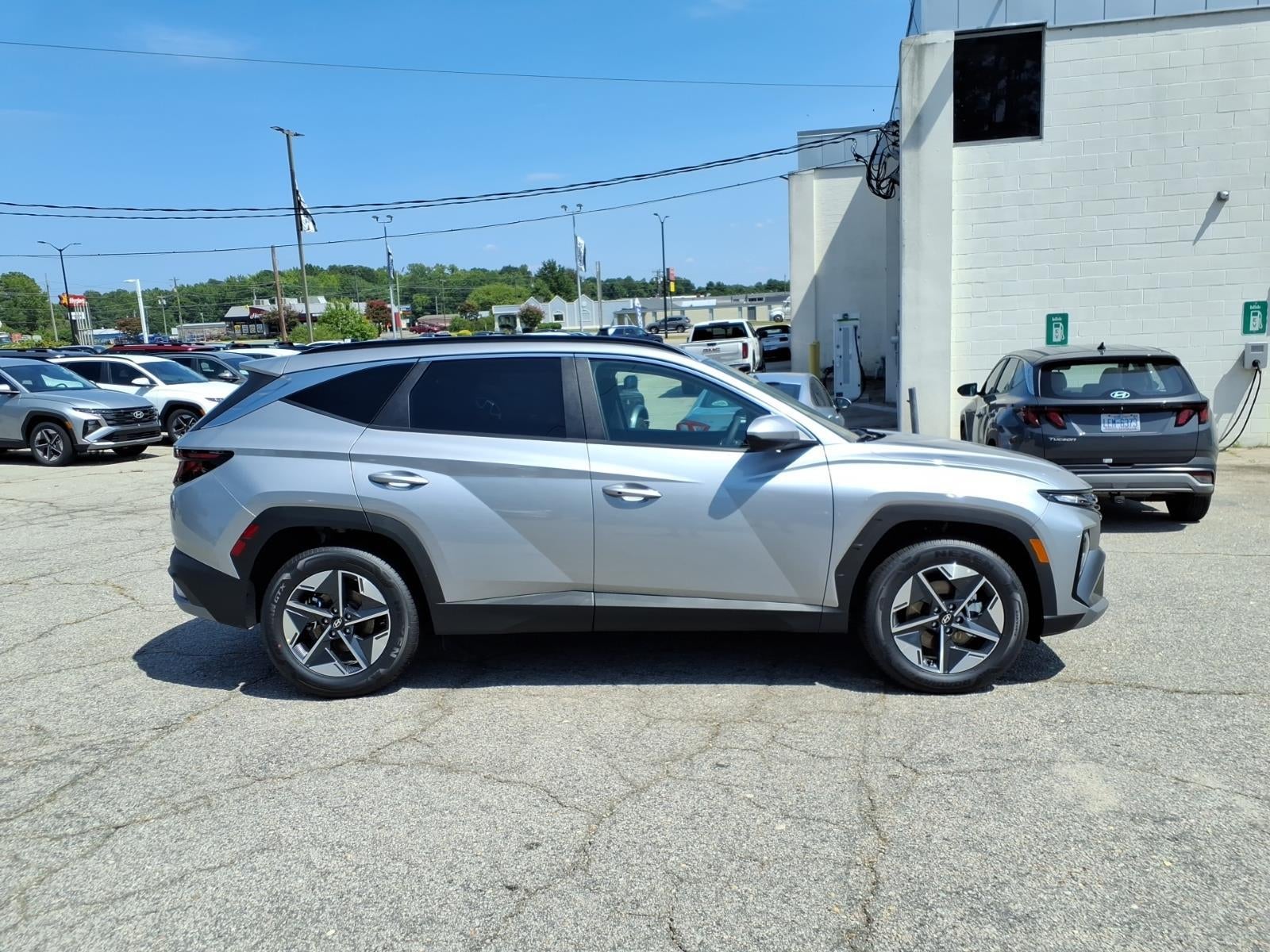 2026 Hyundai TUCSON HYBRID SEL
