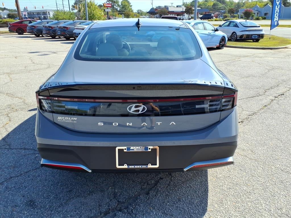 2026 Hyundai SONATA SE