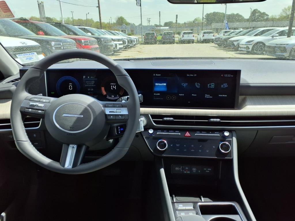 2025 Hyundai SONATA HYBRID SEL