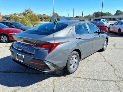 2026 Hyundai ELANTRA SE