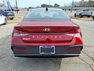 2026 Hyundai ELANTRA SE