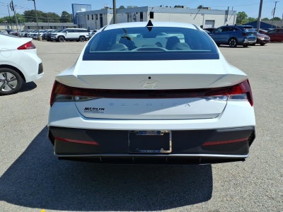 2026 Hyundai ELANTRA SE