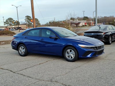 2026 Hyundai ELANTRA SE