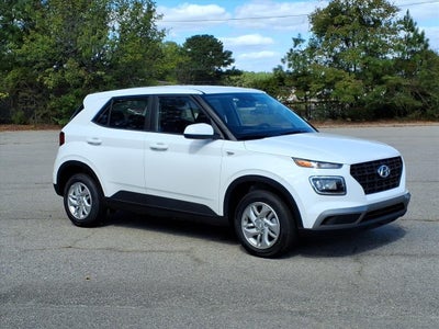 2026 Hyundai VENUE SE