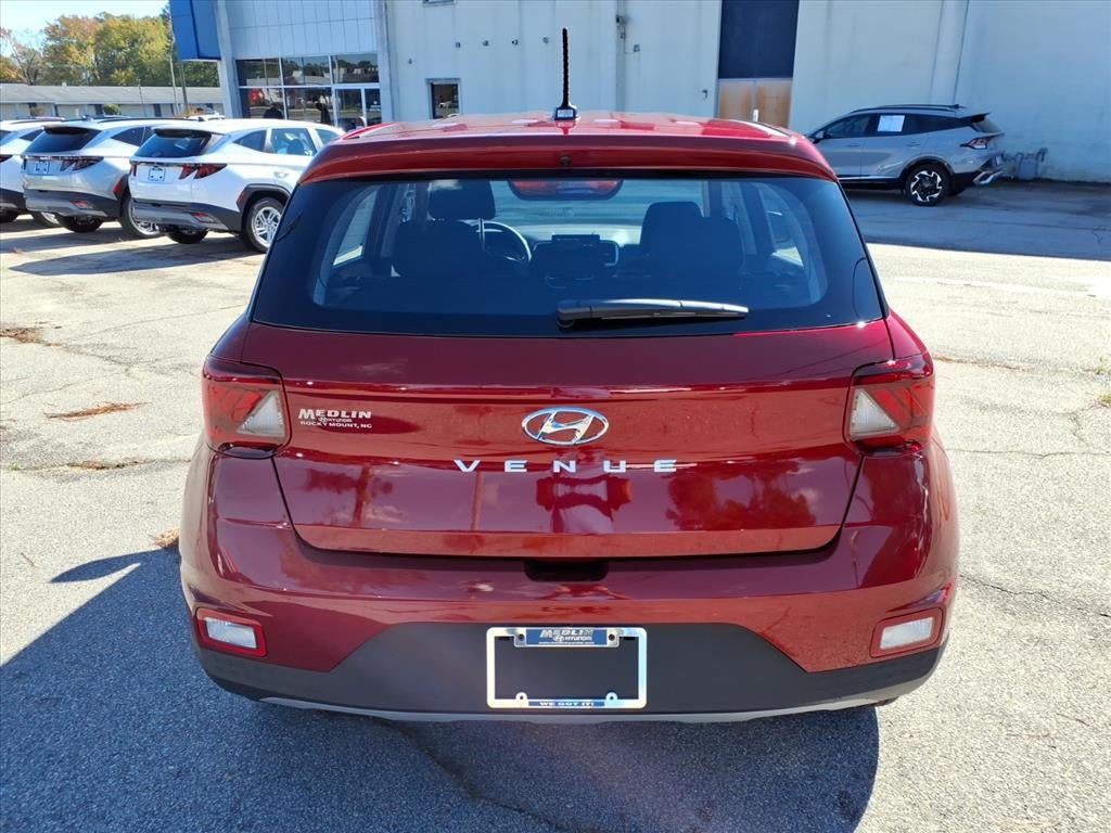 2026 Hyundai VENUE SE