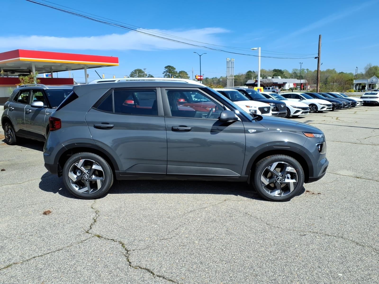 2026 Hyundai VENUE SEL