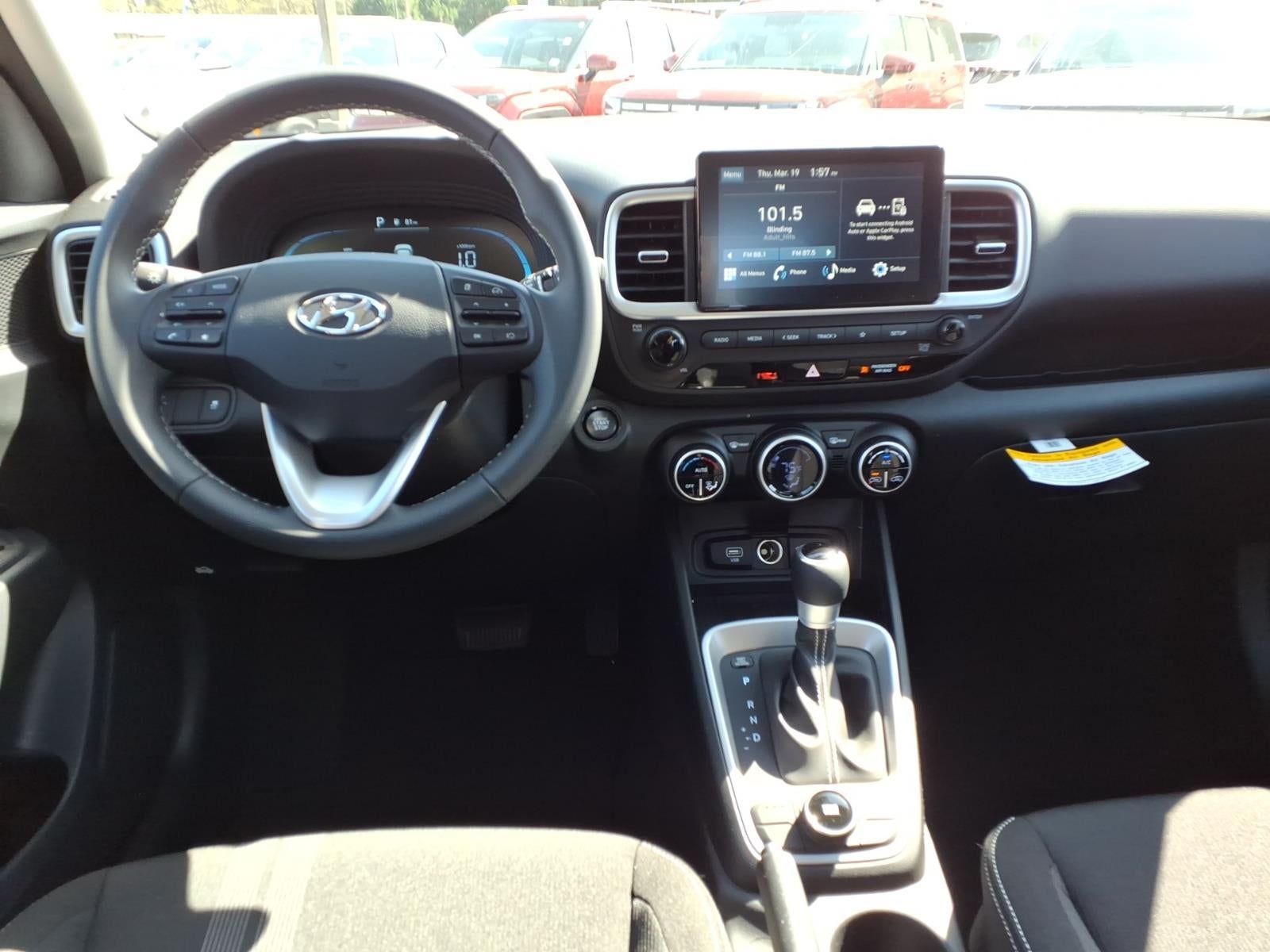 2026 Hyundai VENUE SEL