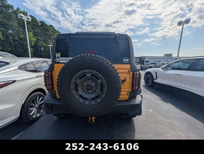 2021 Ford Bronco Base