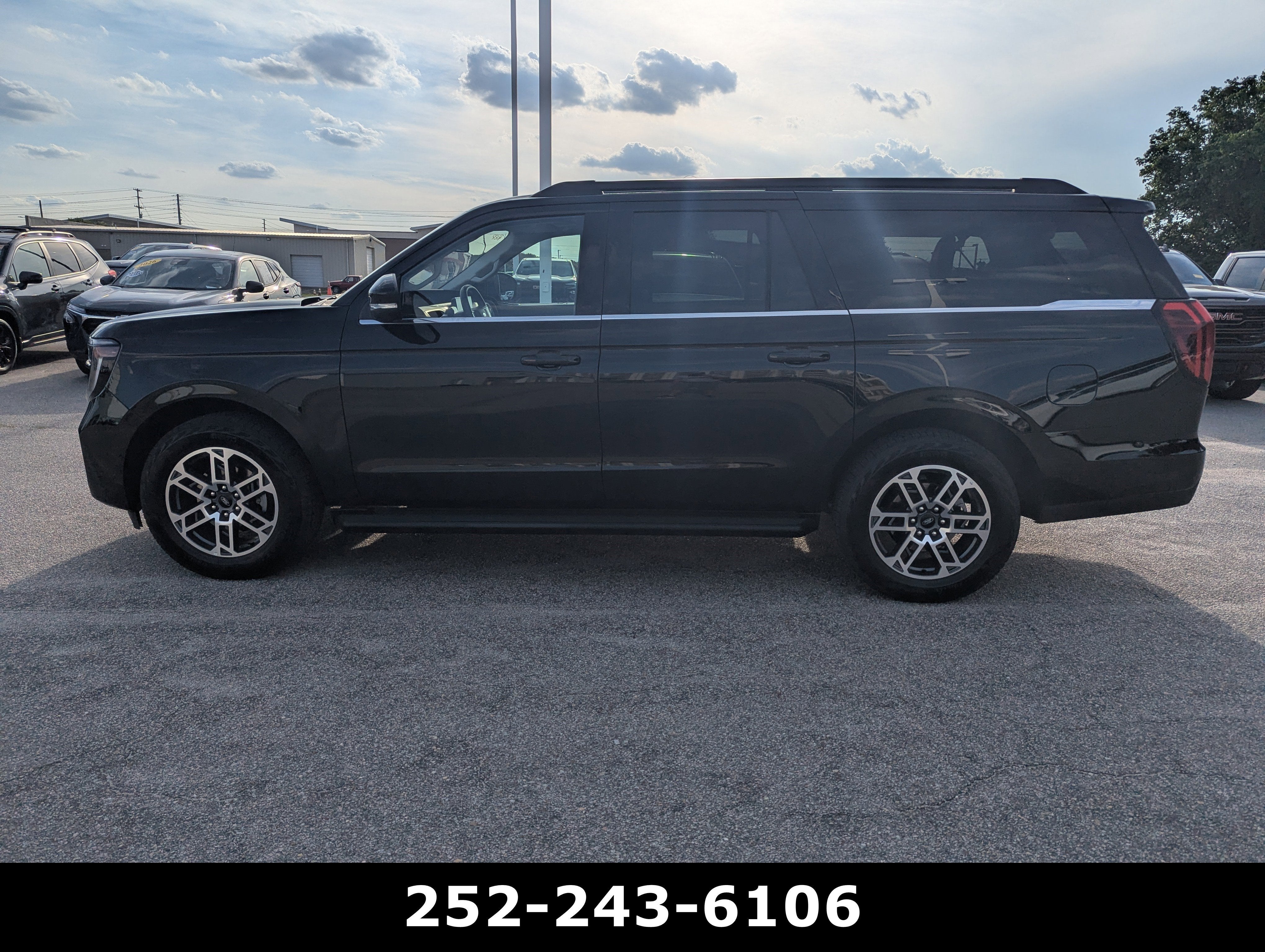 2025 Ford Expedition Max Active