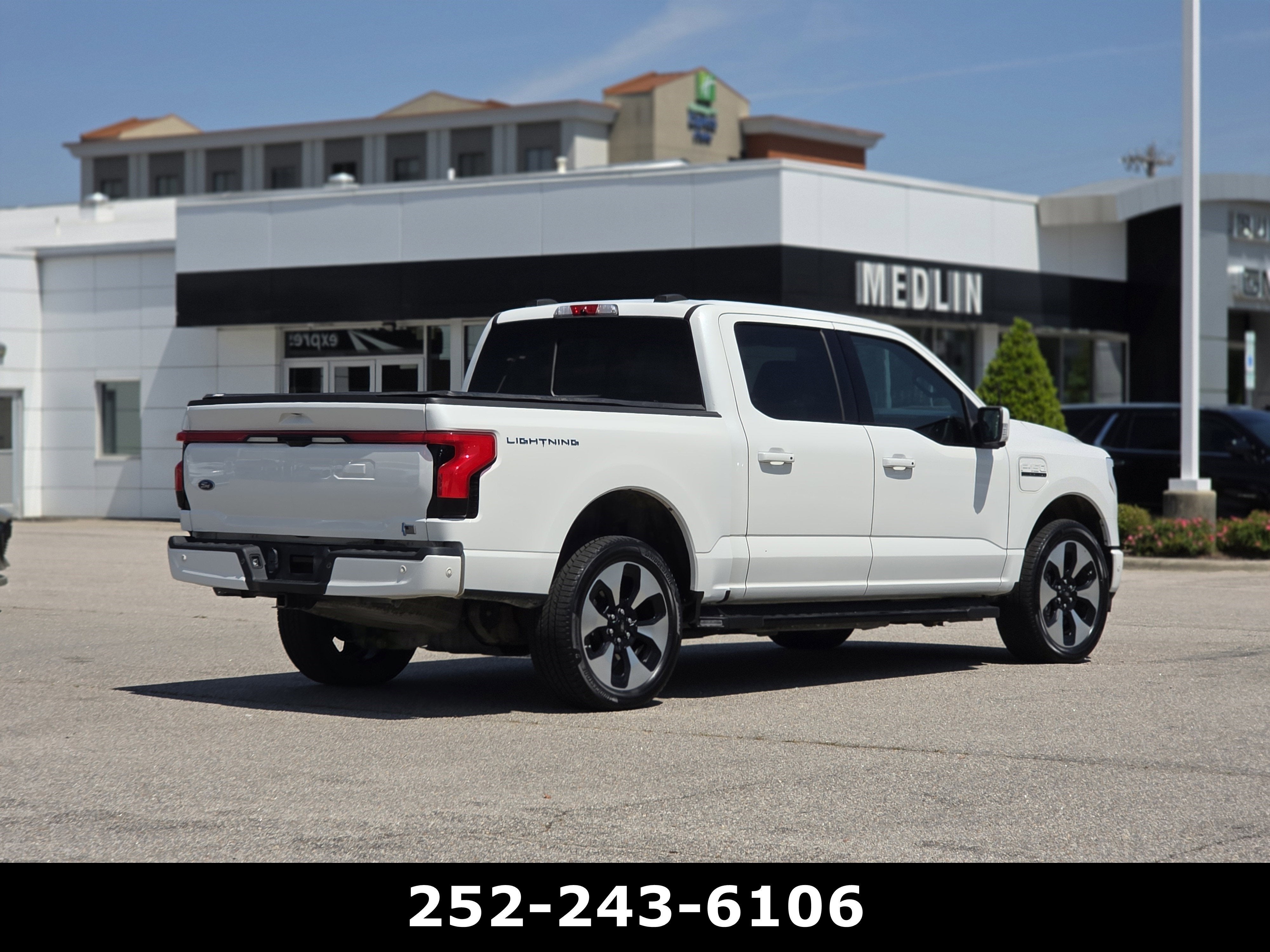 2022 Ford F-150 Lightning Pro