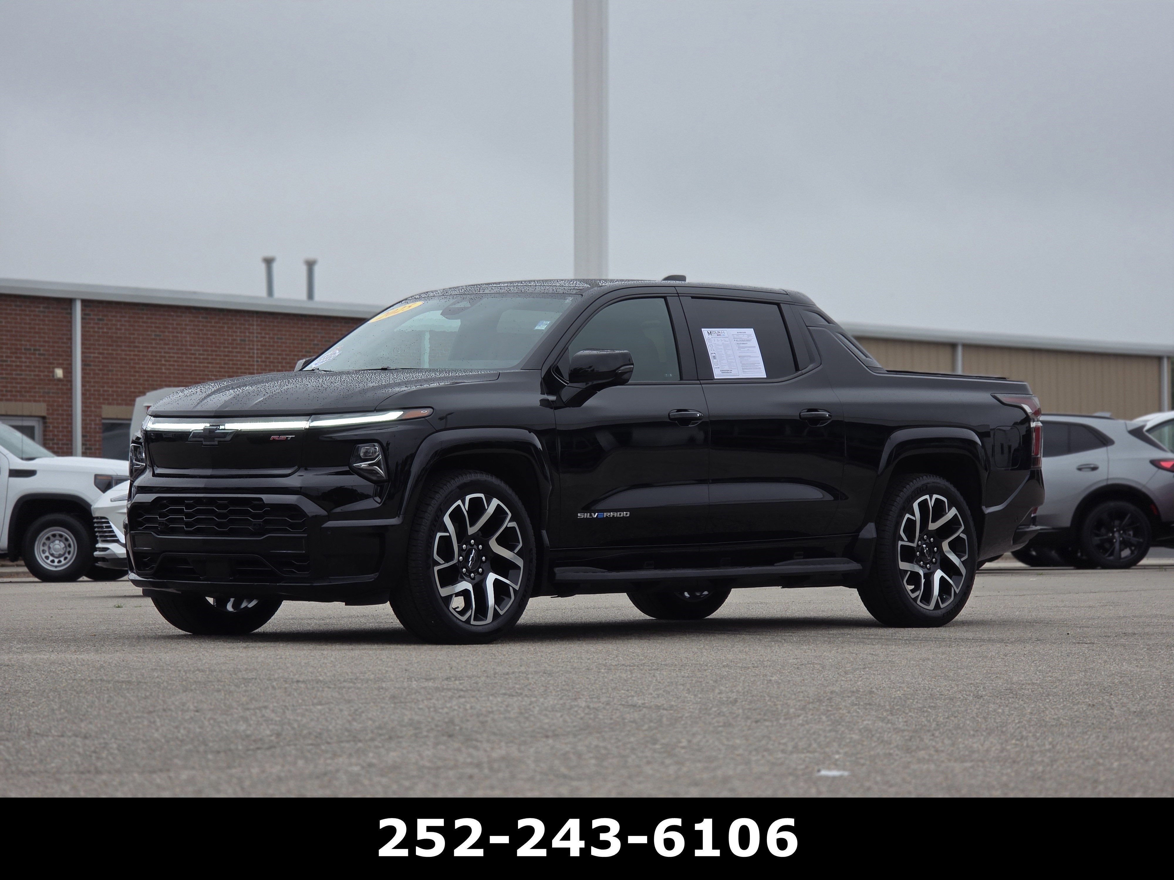 2025 Chevrolet Silverado EV RST - Max Range