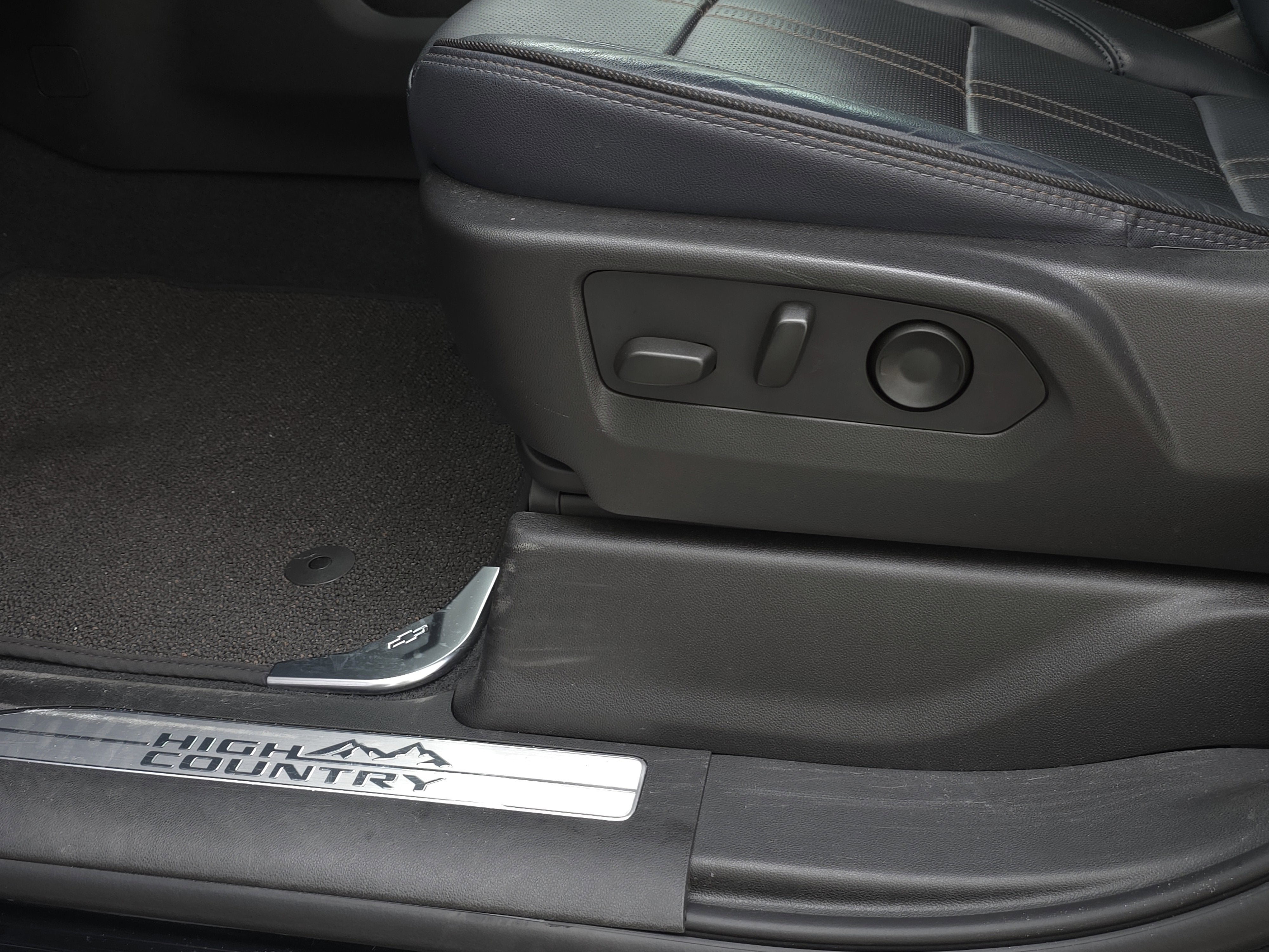 2022 Chevrolet Silverado 1500 High Country