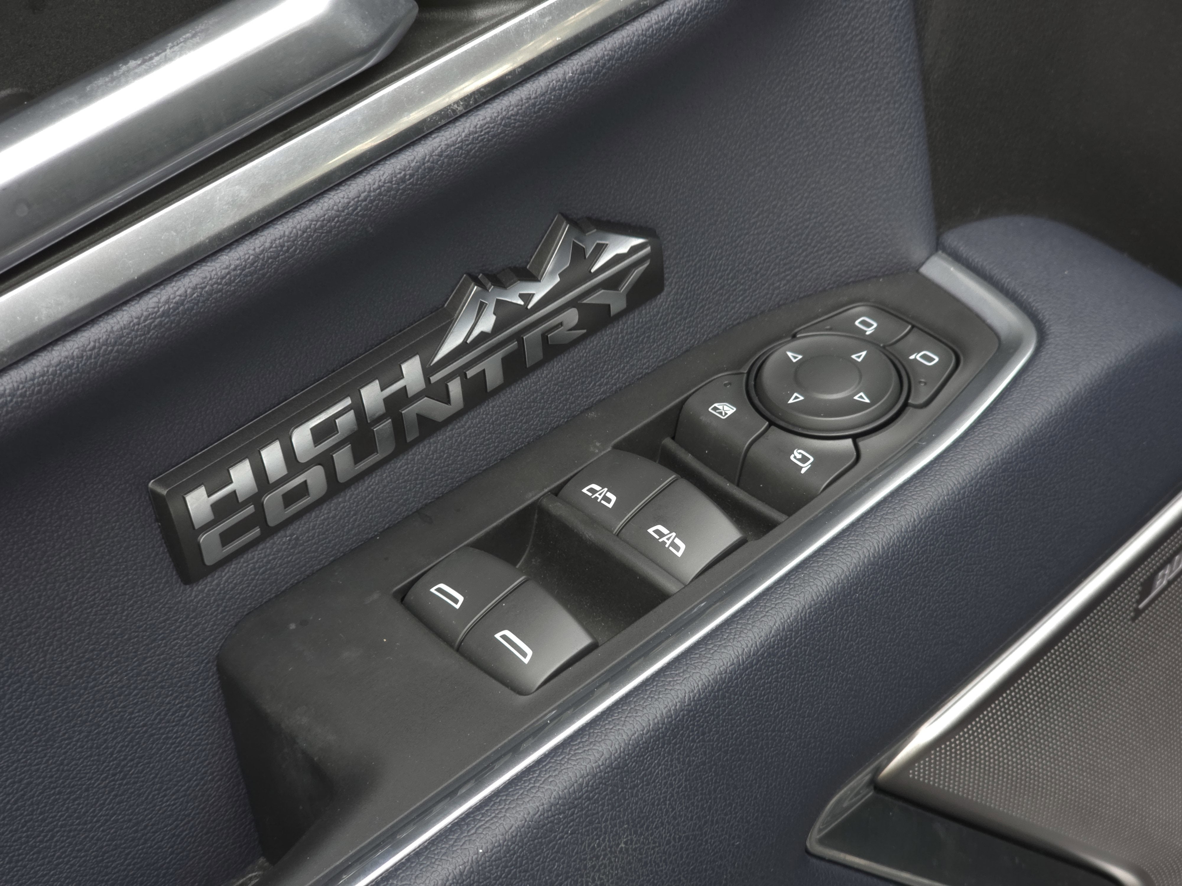 2022 Chevrolet Silverado 1500 High Country