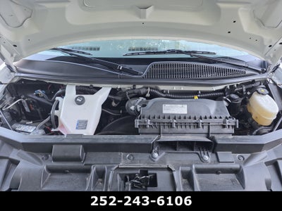2025 Chevrolet Express Cargo WT