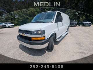 2025 Chevrolet Express Cargo WT