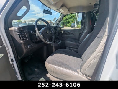 2025 Chevrolet Express Cargo WT